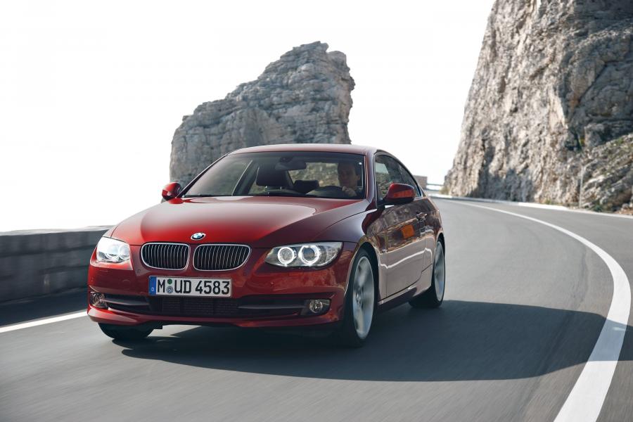  BMW 3-Series Coupe 2011 года  (фото 24 из 24)